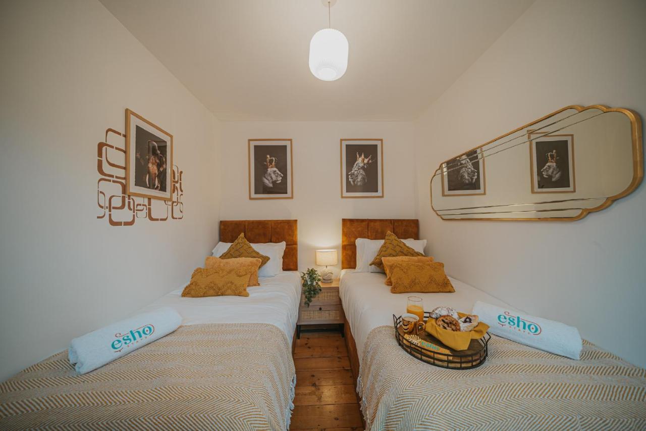 Cotswolds- Homely 2 Bed House With Garden, Wifi - Esho *